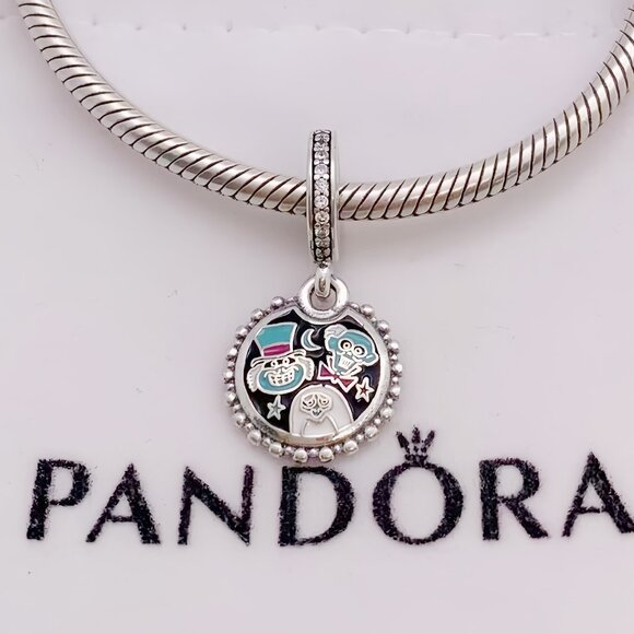 Pandora Halloween 2023 Haunted Mansion Hitchhiking Ghosts Charm - Picture 1 of 4